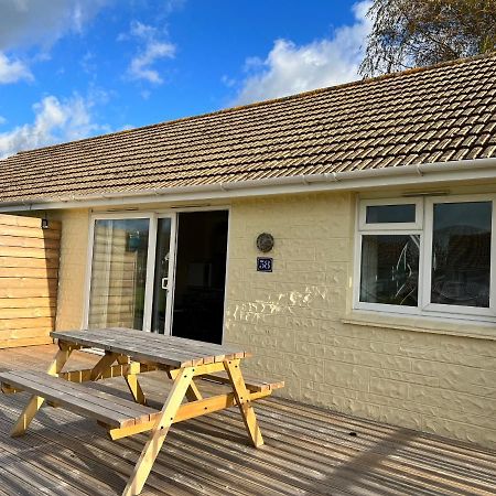 2 Bedroom Bungalow Sv58, Seaview, Isle Of Wight Free Wi-Fi Екстериор снимка