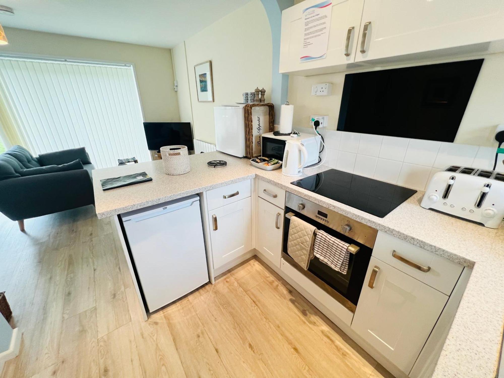 2 Bedroom Bungalow Sv58, Seaview, Isle Of Wight Free Wi-Fi Екстериор снимка