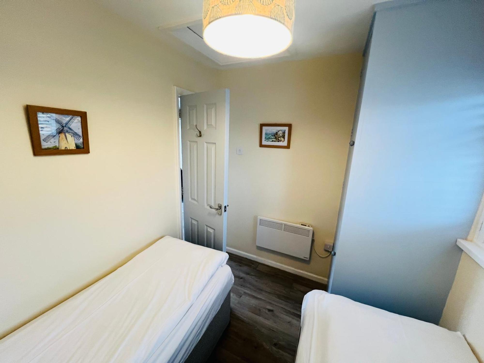 2 Bedroom Bungalow Sv58, Seaview, Isle Of Wight Free Wi-Fi Екстериор снимка