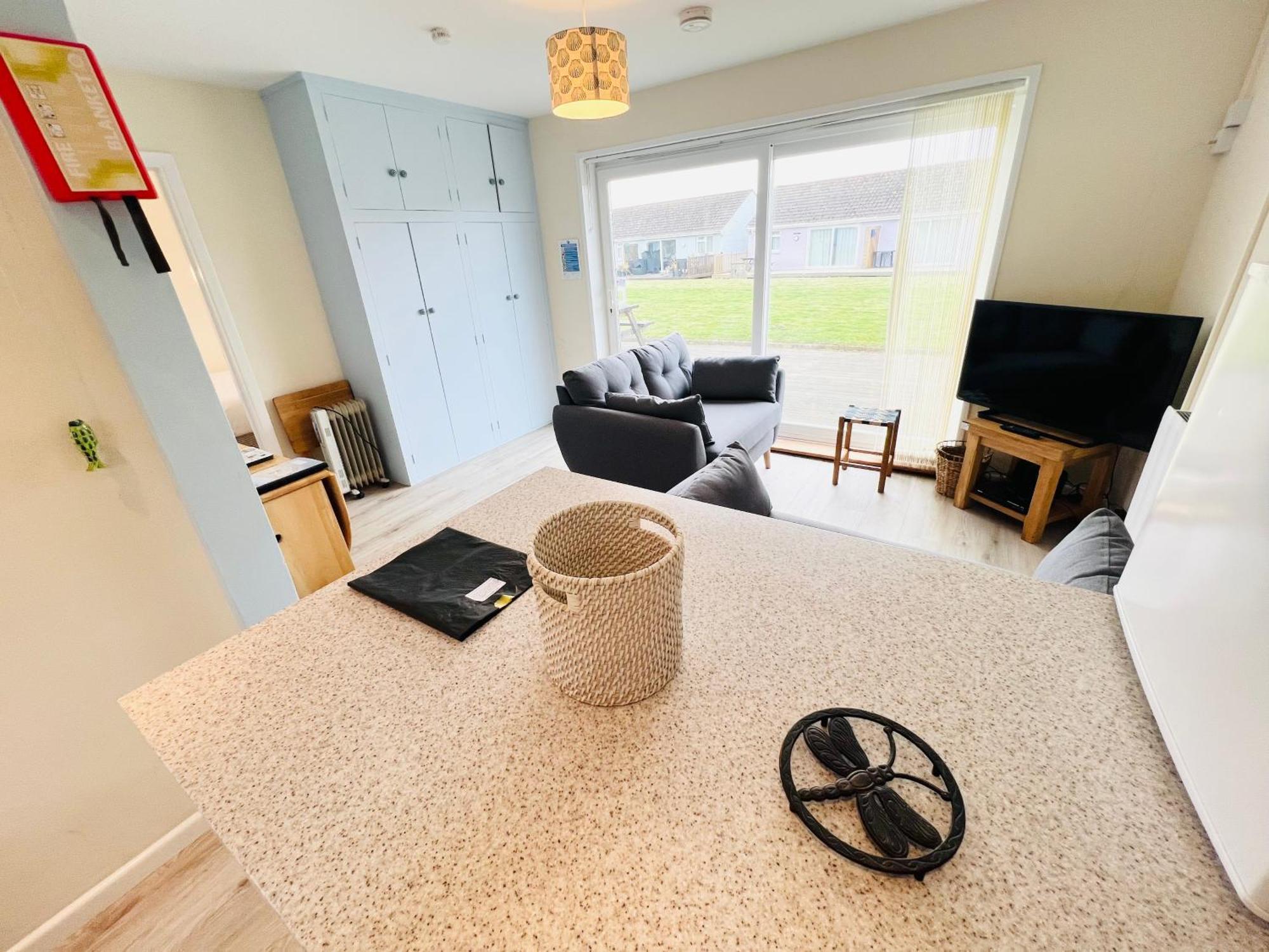 2 Bedroom Bungalow Sv58, Seaview, Isle Of Wight Free Wi-Fi Екстериор снимка